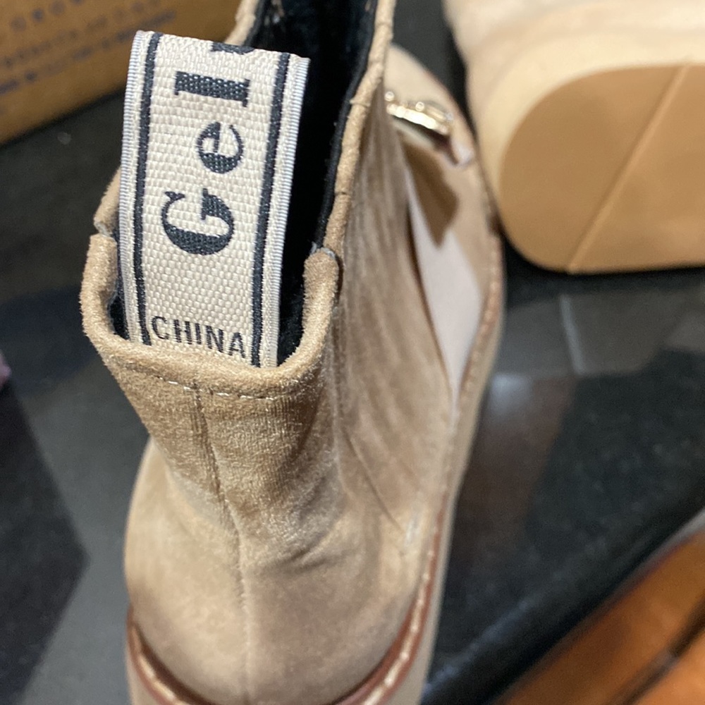 Beige bootie - Picture 5 of 5